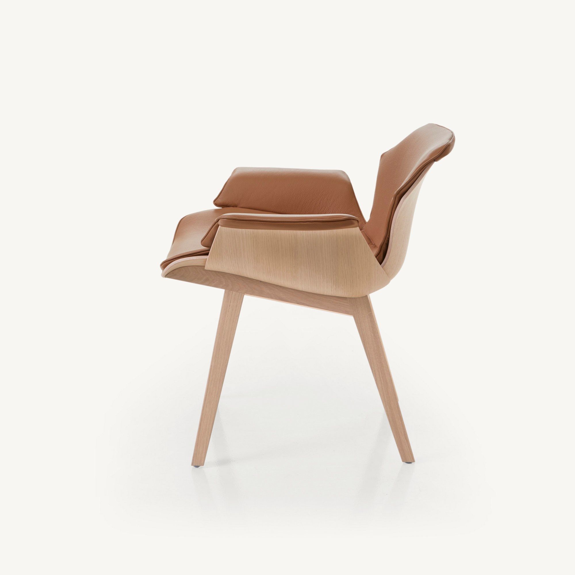 Кожаное кресло с подлокотниками BassamFellows Petal ARCH-00080919 - Вид №11