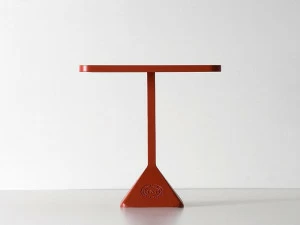 Kristalia Журнальный столик из чугуна