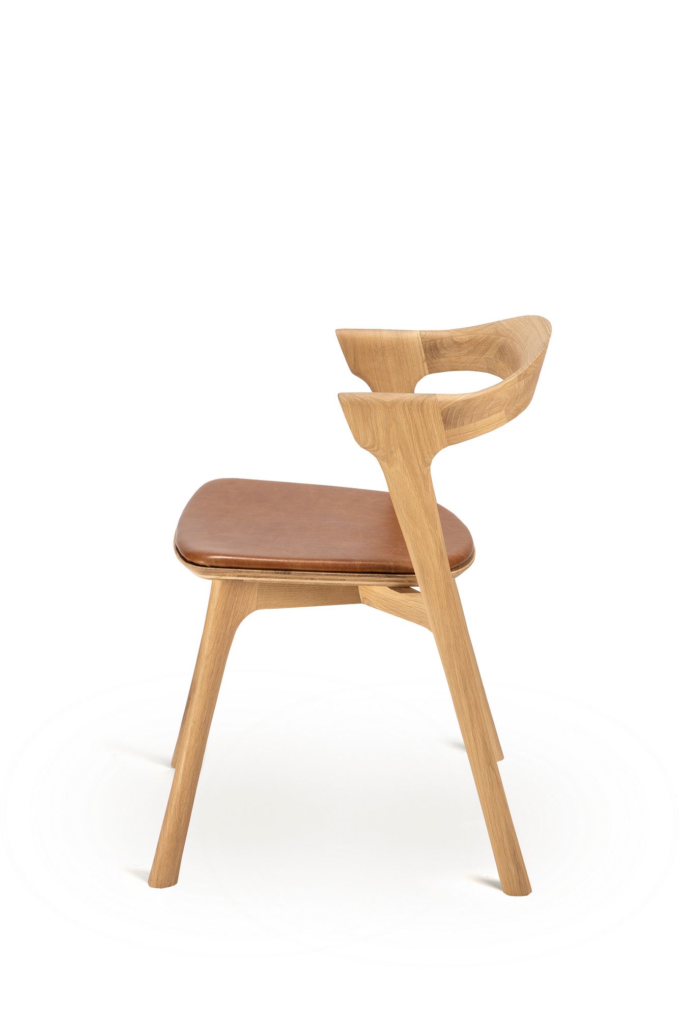 Дубовый стул с мягким сиденьем Ethnicraft Bok ARCH-00018046 - Вид №2