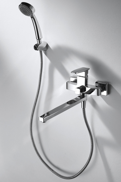 Смеситель для ванны излив 300 мм с аксессуарами RIFFLE F672106C-LB bravat - Вид №1