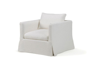 Тканевое кресло с подлокотниками