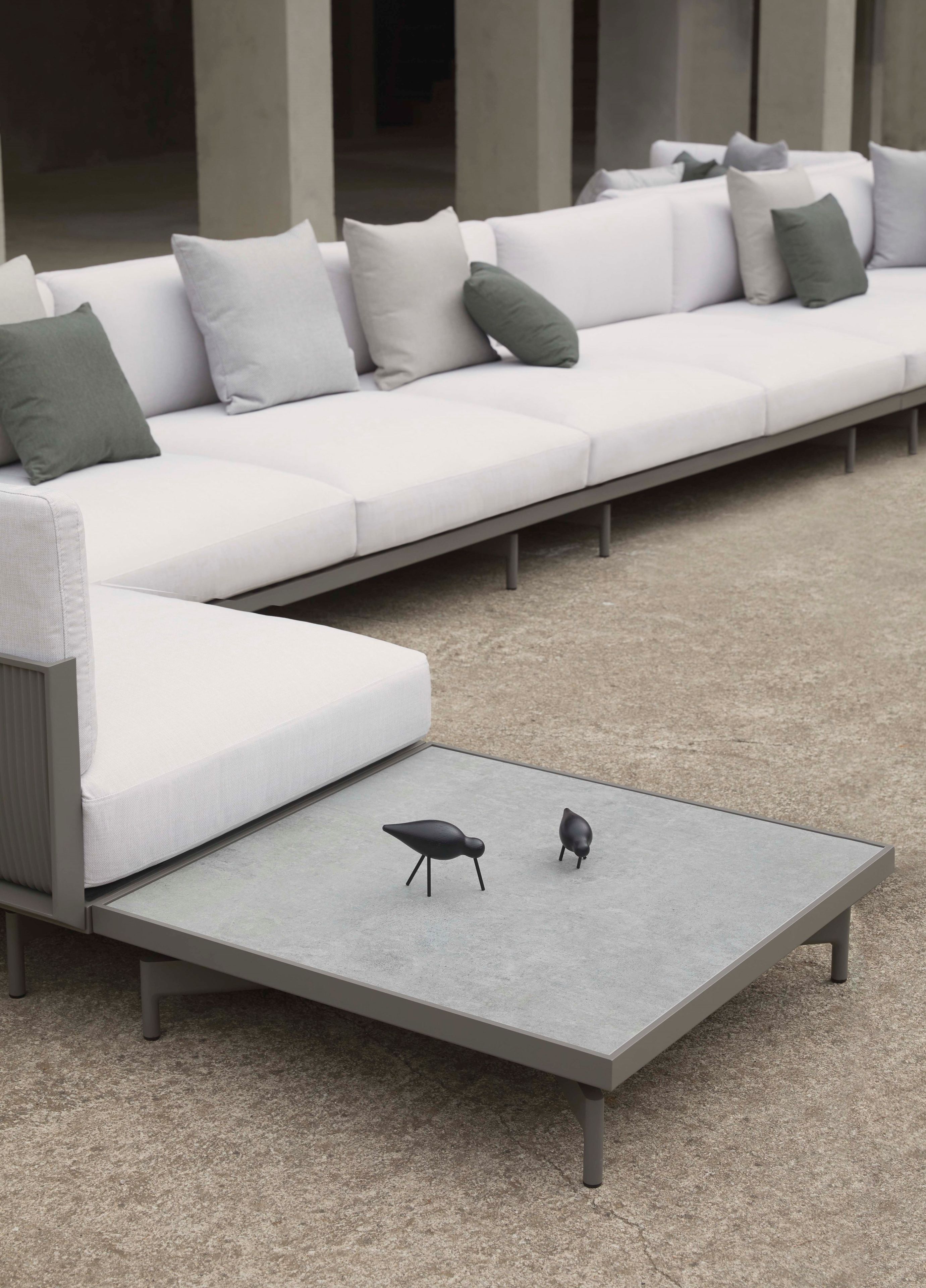 Фарфоровый квадратный садовый столик GANDIABLASCO волны ARCH-00028769 - Вид №32