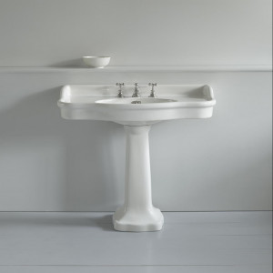 2-01-032 Большой Парижский бассейн на пьедестале Paris The water monopoly