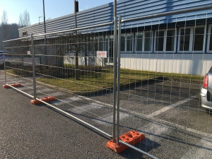 Мобильная система ограждения