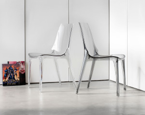 Штабелируемый стул из поликарбоната