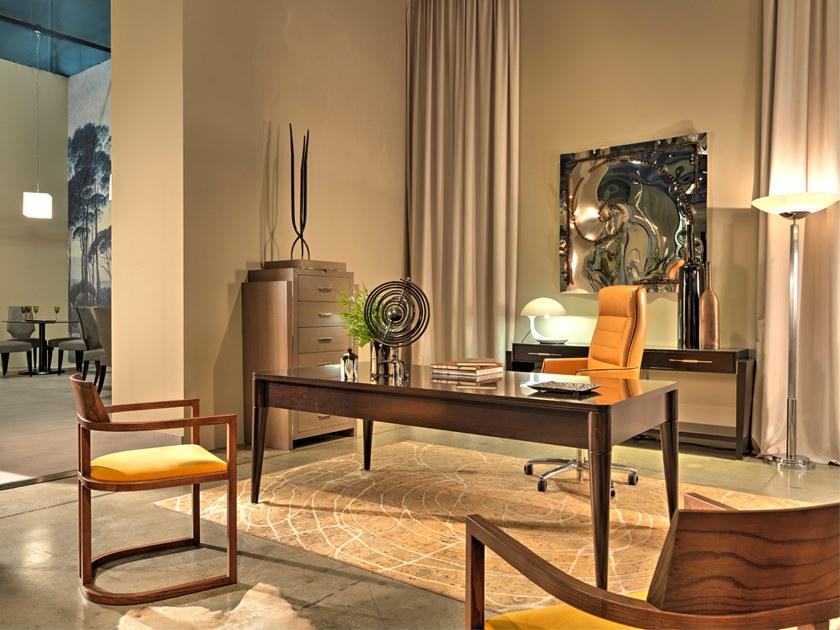 SELVA Стул из массива дерева с подлокотниками и открытой спинкой Gatsby 1648 - Вид №4