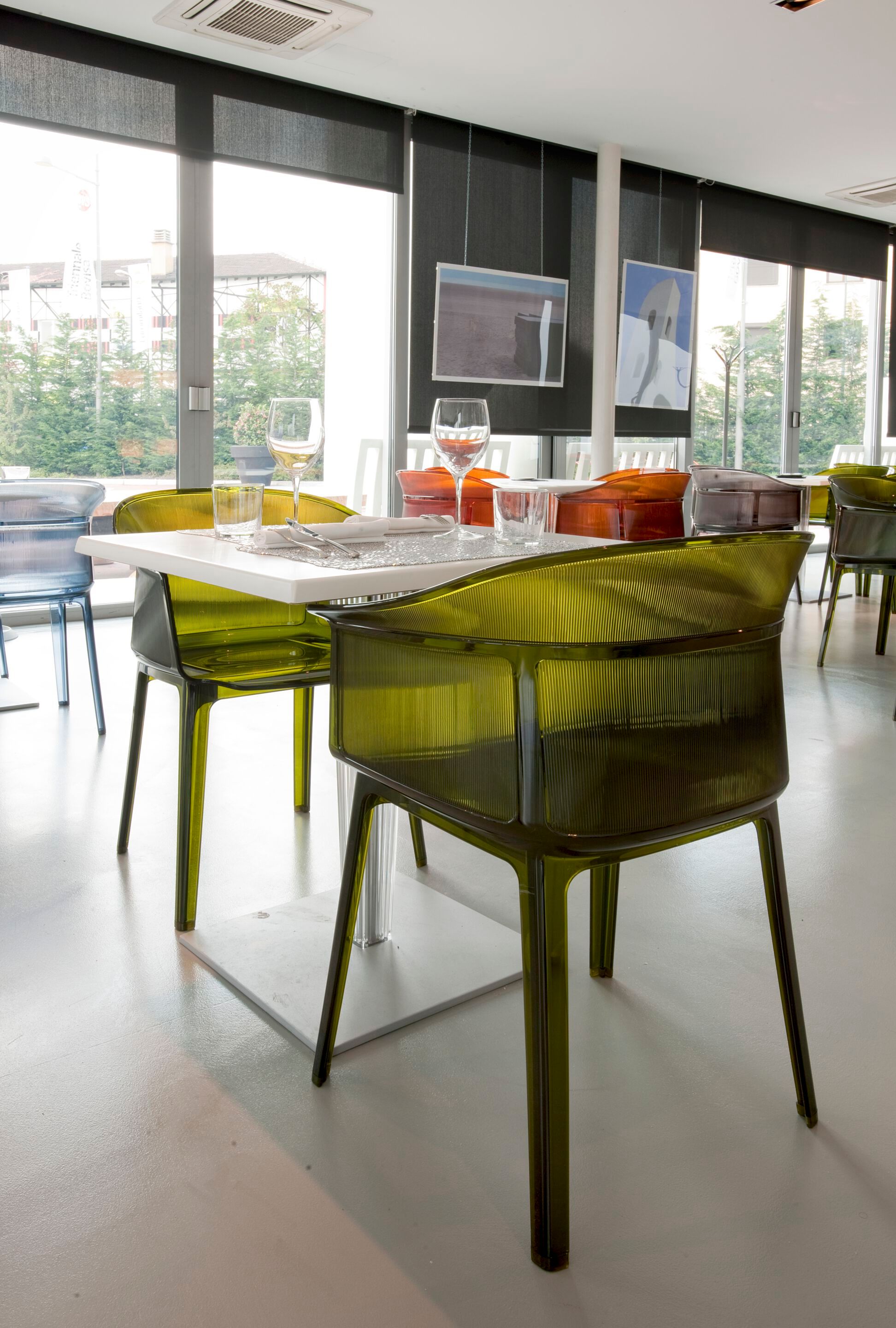 Штабелируемый стул из поликарбоната с подлокотниками Kartell PAPYRUS ARCH-00062058 - Вид №8