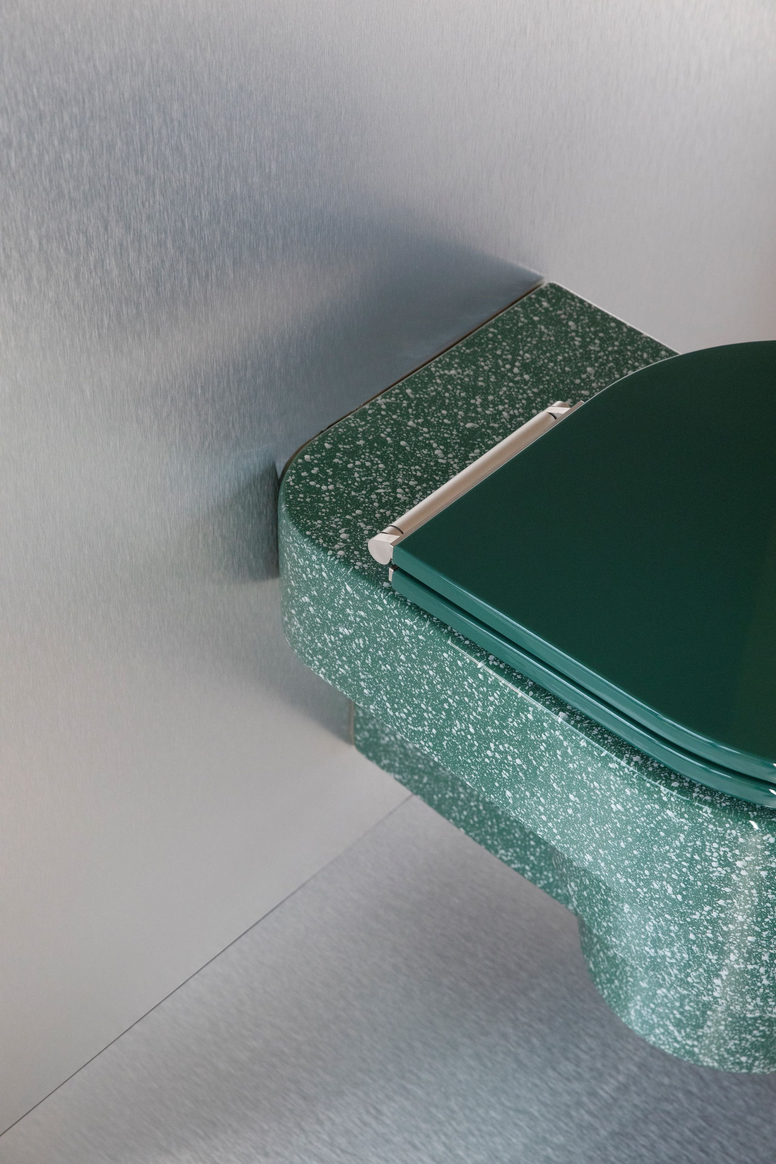 Керамический подвесной туалет Trone Callipyge ARCH-00151295 - Вид №4