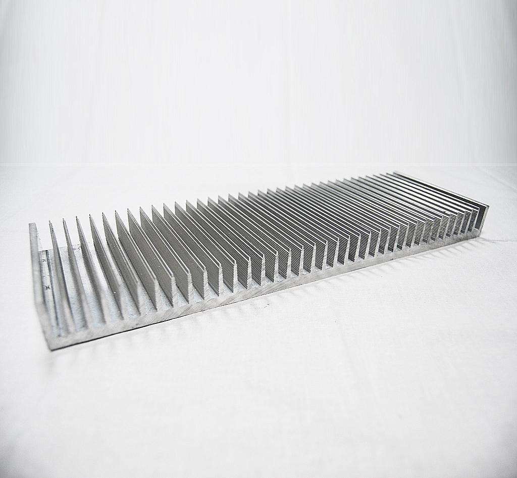 1518 Профиль алюминиевый 300мм*30мм*8,9кг LAB.Space  - Вид №1