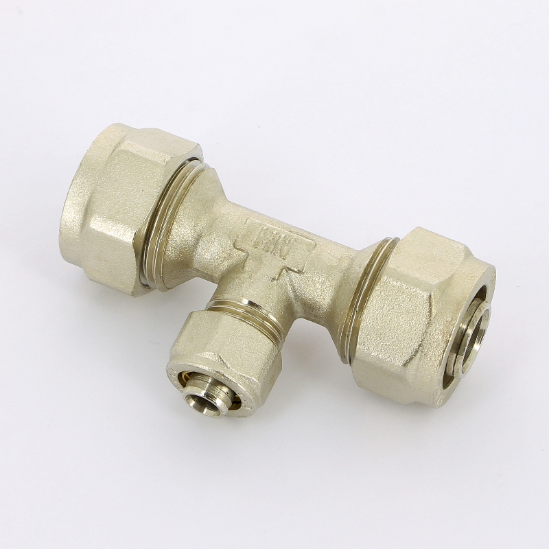 Тройник обжим редукционный HENCO 26х16х26 28261626 - Вид №1