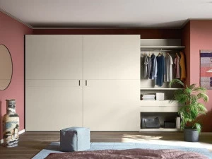 Novamobili Лакированный шкаф с копланарными дверьми