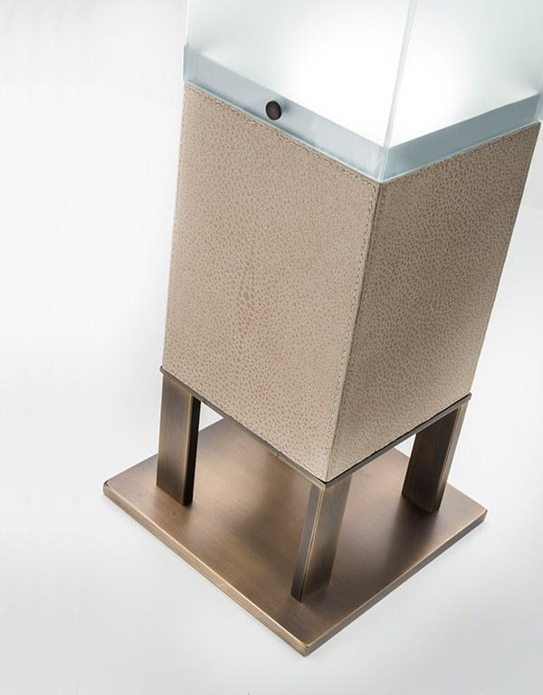 OAK Светодиодная настольная лампа из кожи Milano collection Sc5006 - Вид №2