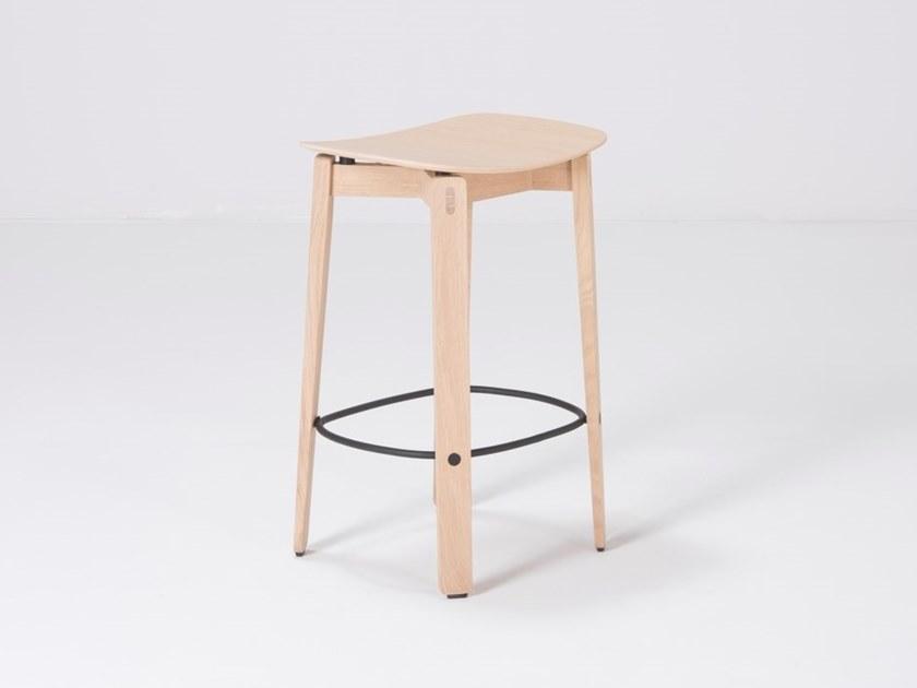 Gazzda Барный стул из дуба с подставкой для ног Nora sun-id-1345122 - Вид №2