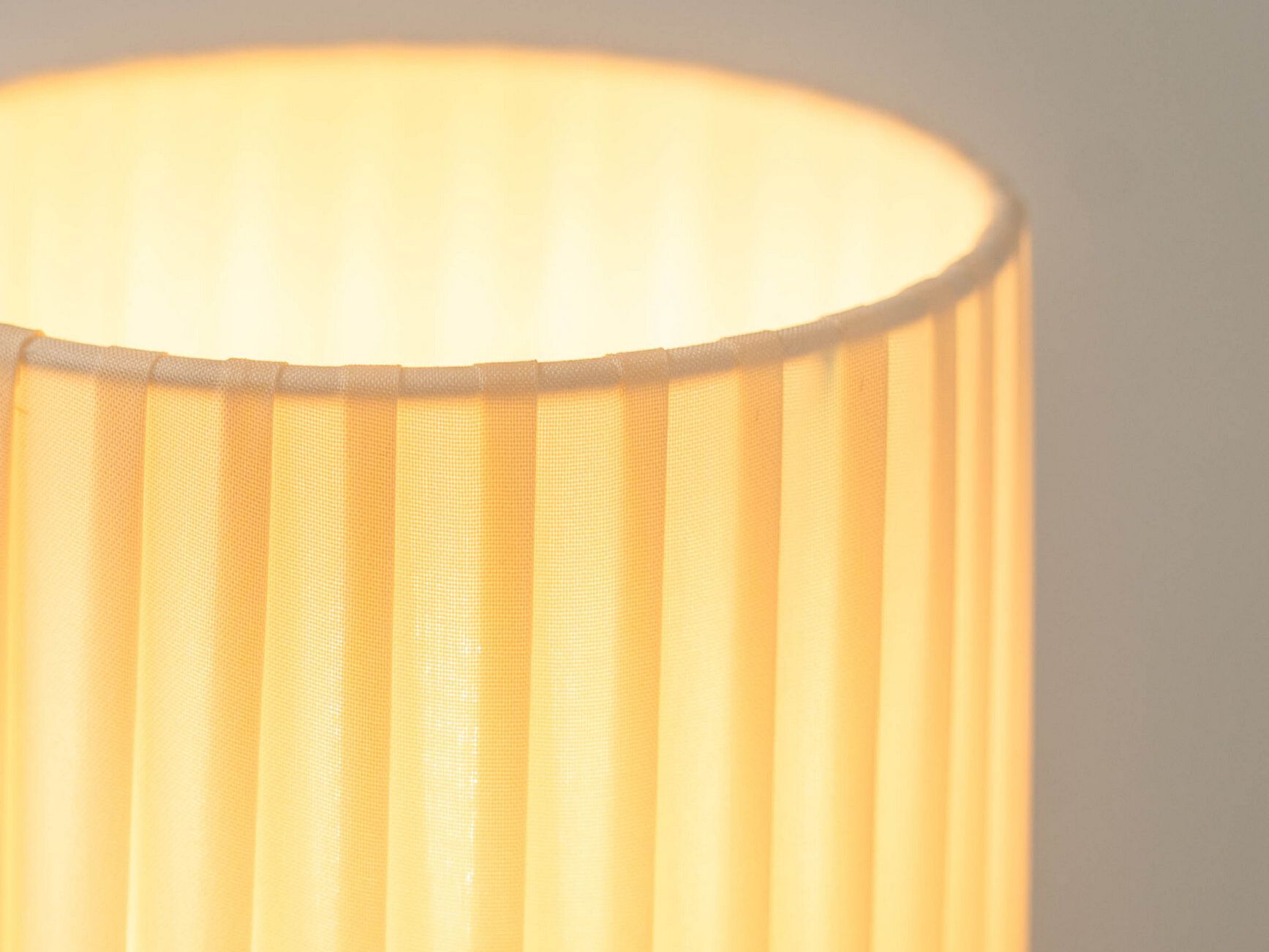 Латунная светодиодная настольная лампа CVL Luminaires RUBAN ARCH-00025191 - Вид №3