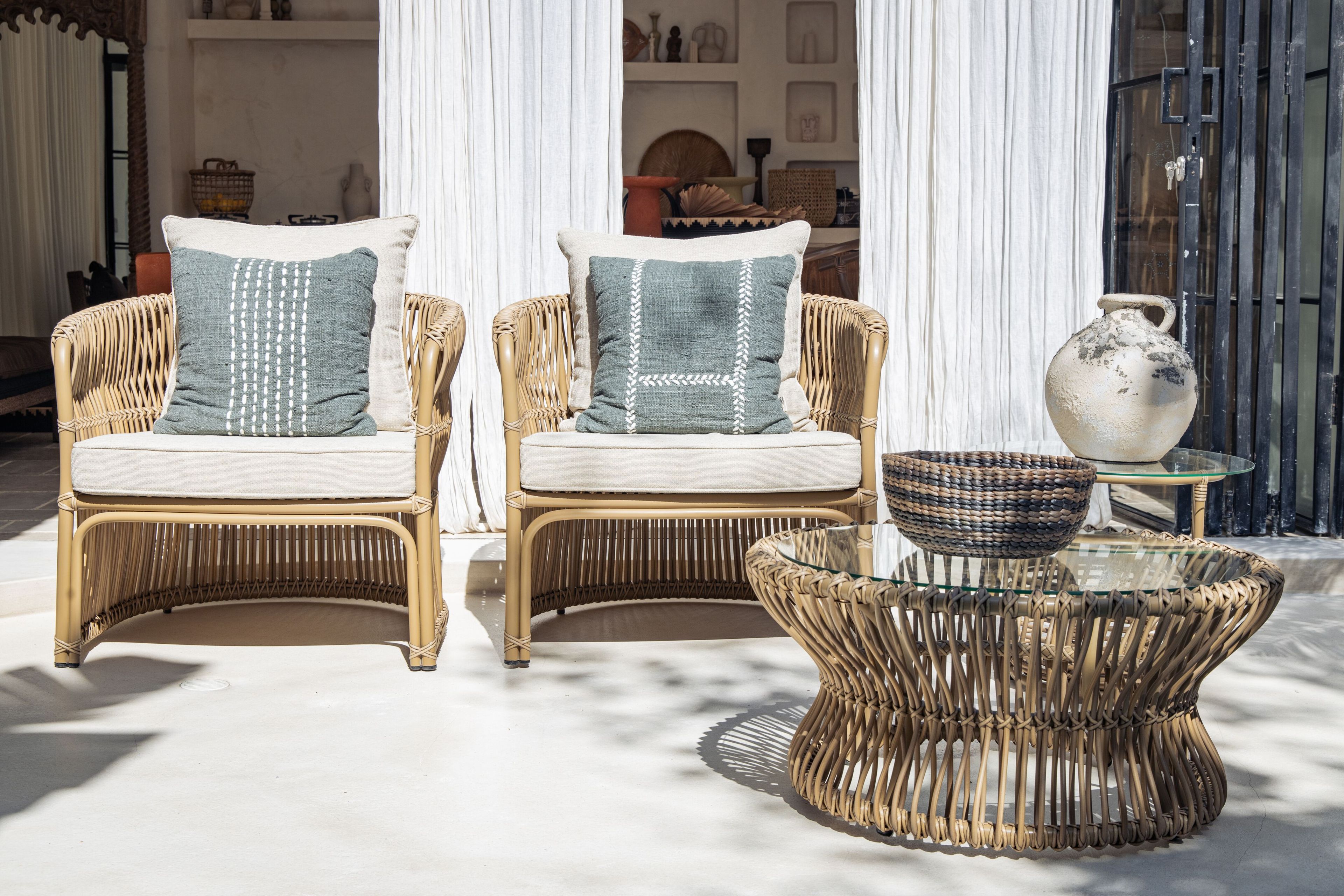 Круглый деревянный и стеклянный садовый журнальный столик cbdesign Capriccio ARCH-00140644 - Вид №2