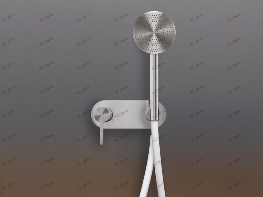 Ceadesign Настенный смеситель для ванны / душа с ручным душем Innovo Inv 52h