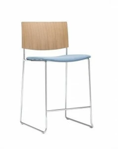 Andreu World Табурет из дубовых санок штабелируемый, со встроенной подушкой Sit Bq1209 / bq1210