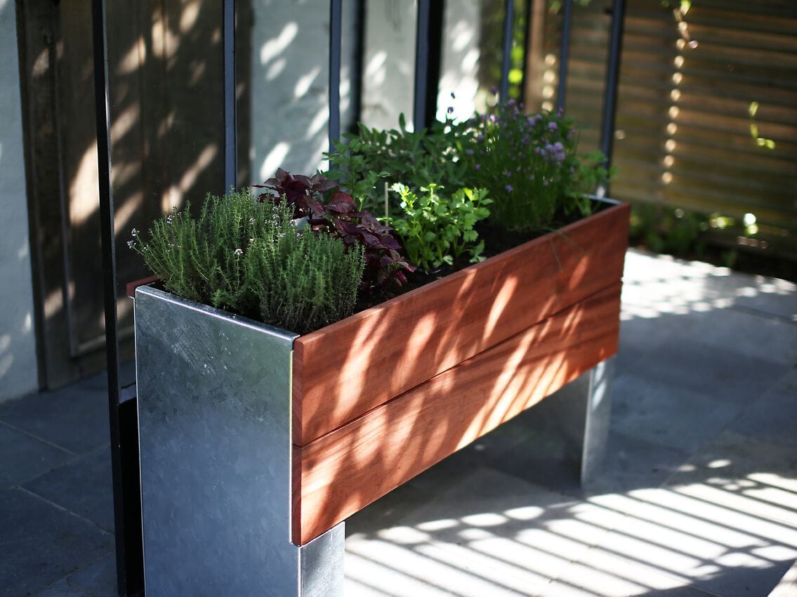 Прямоугольная алюминиевая и деревянная плантатор TRADEWINDS 1/2 CULT ARCH-00110345 - Вид №1