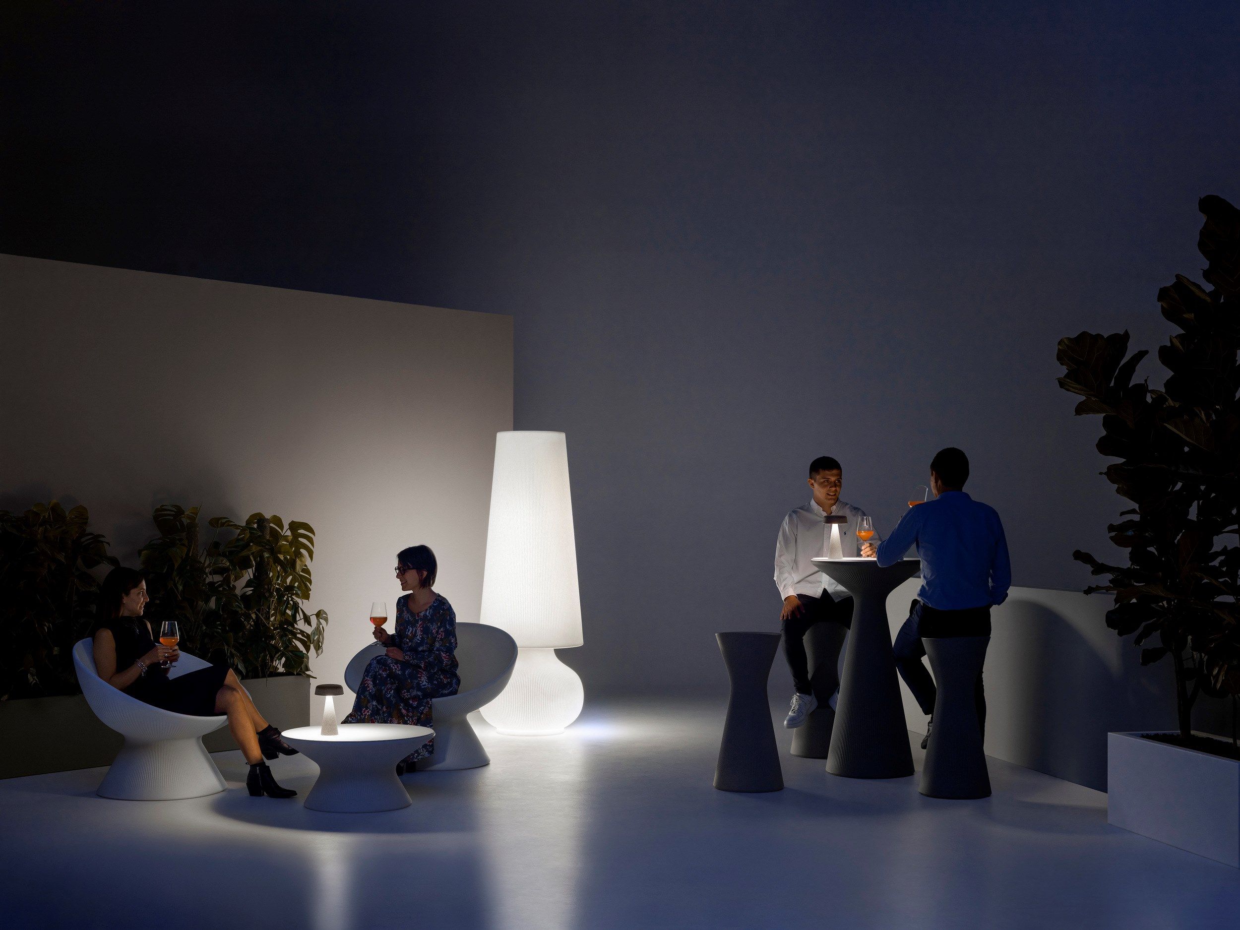 Табурет из полиэтилена PLUST Fade ARCH-00104778 - Вид №6