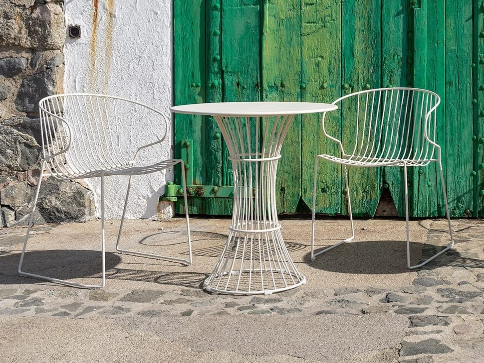 Штабелируемый стальной стул с подлокотниками iSimar Bolonia ARCH-00107047