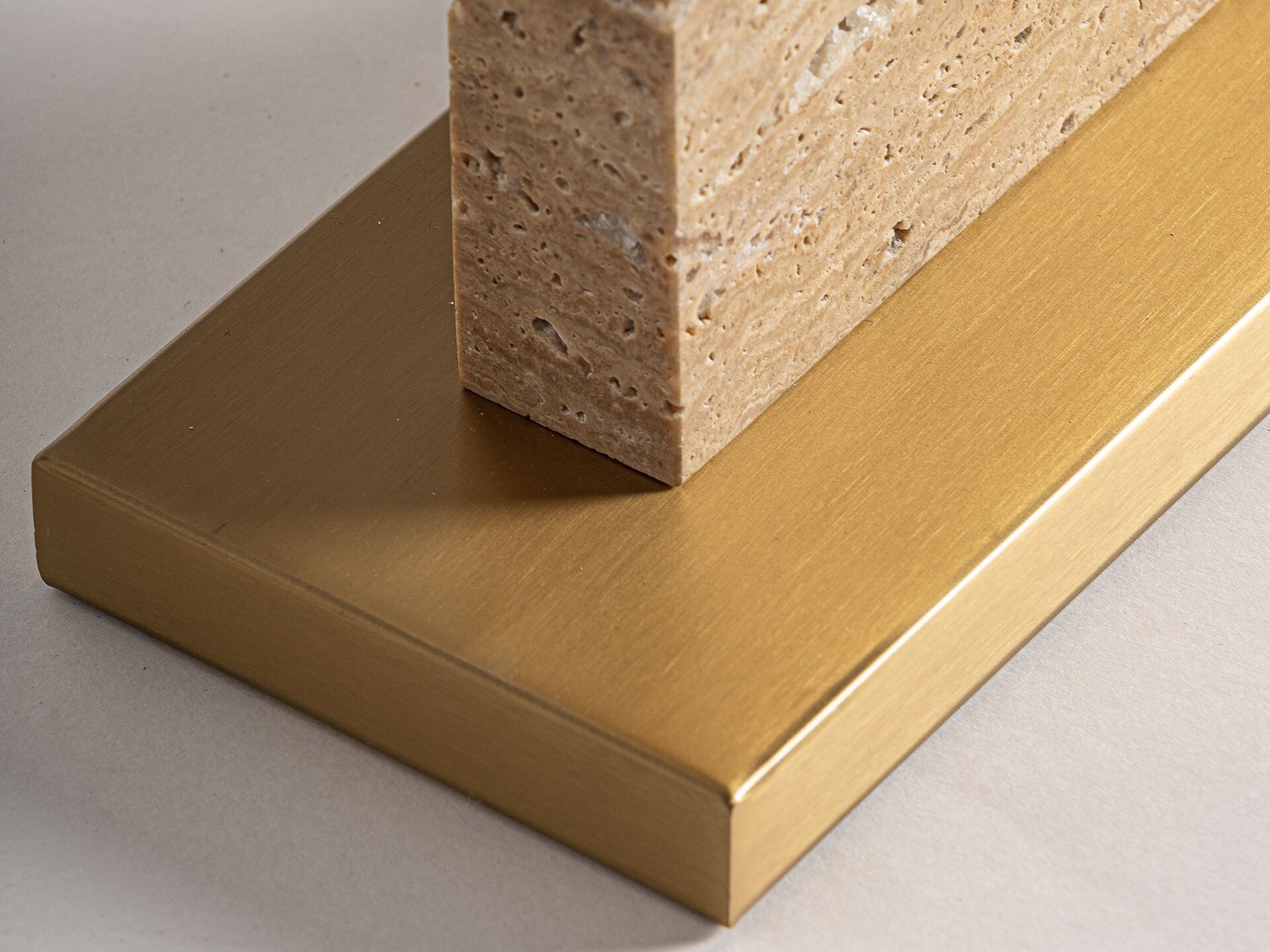 Настольная лампа из травертина Vical Home TABLE LAMP 33632 ARCH-00086520 - Вид №1