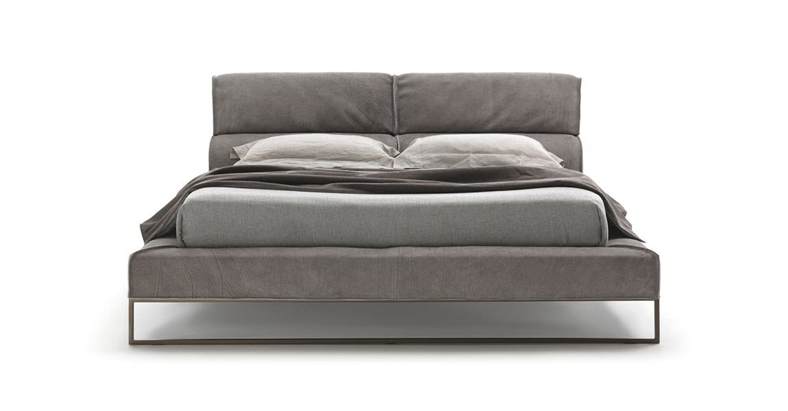 Тканевая кровать с мягким изголовьем Frigerio облако ARCH-00147350 - Вид №1