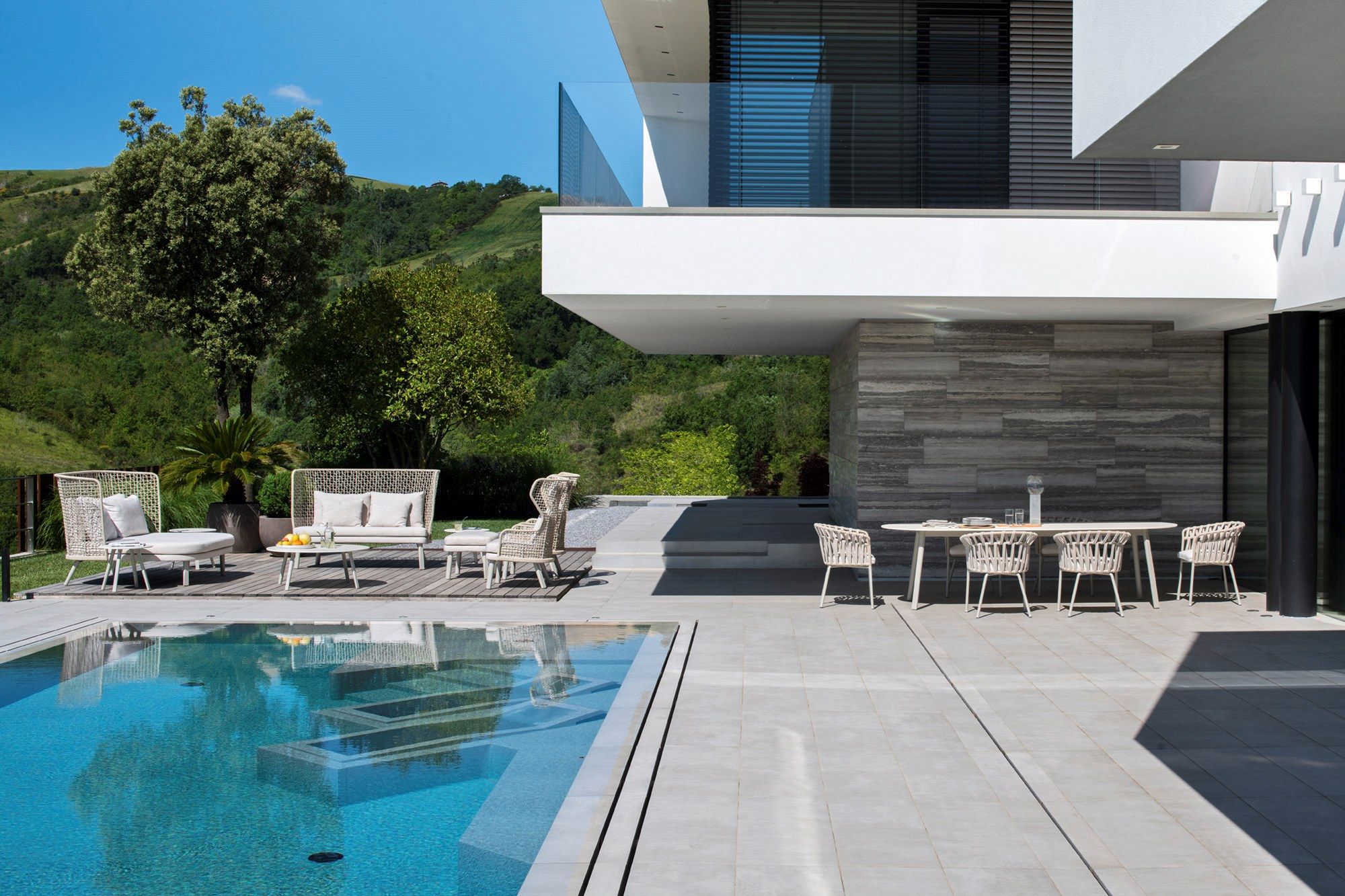 Садовая кровать с высокой спинкой Varaschin Эмма ARCH-00012051