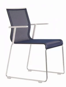 ICF Штабелируемый сетчатый стул на санках с подлокотниками Stick chair