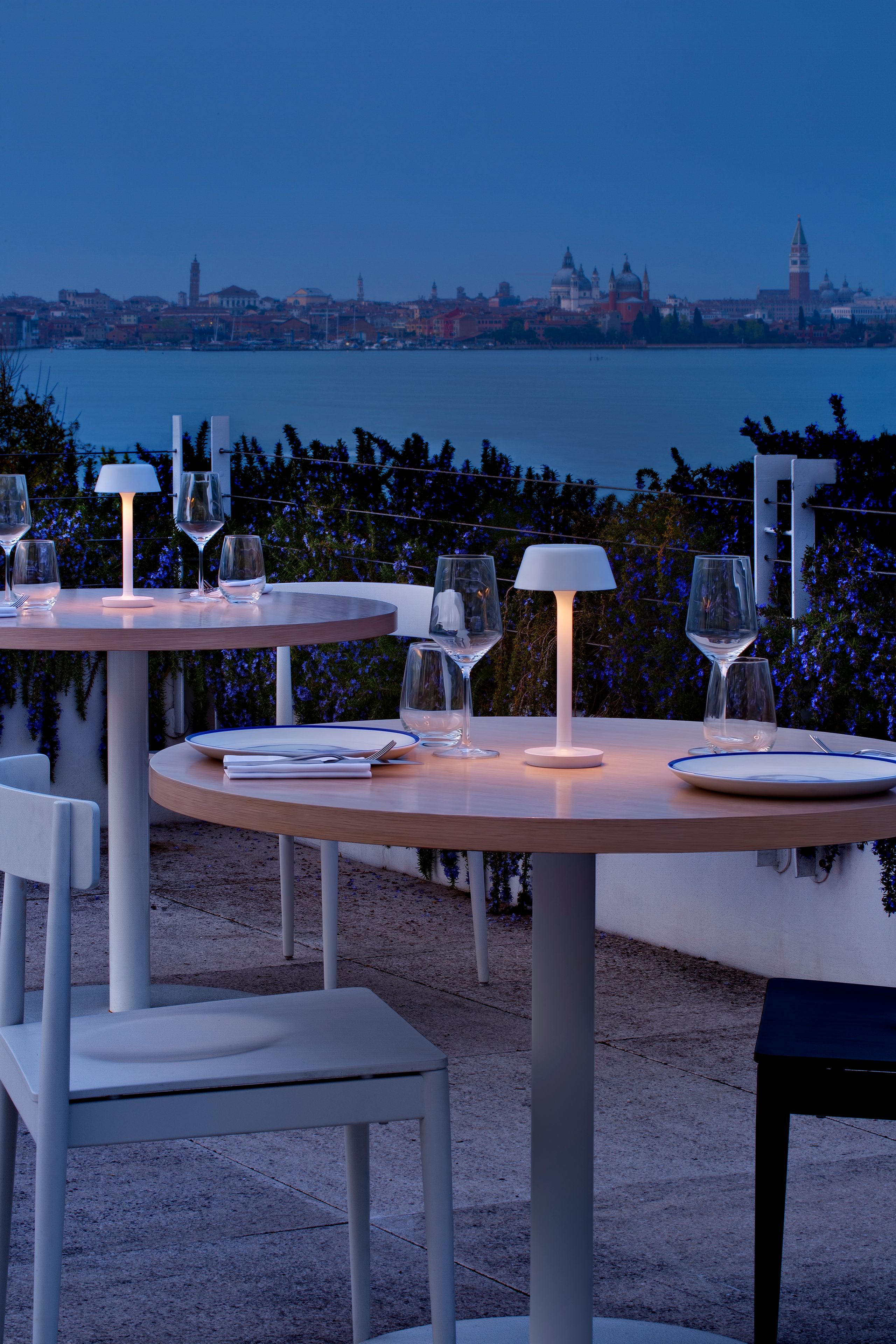 Светодиодная настольная лампа с батарейным питанием Panzeri Firefly in the sky ARCH-00014988 - Вид №8