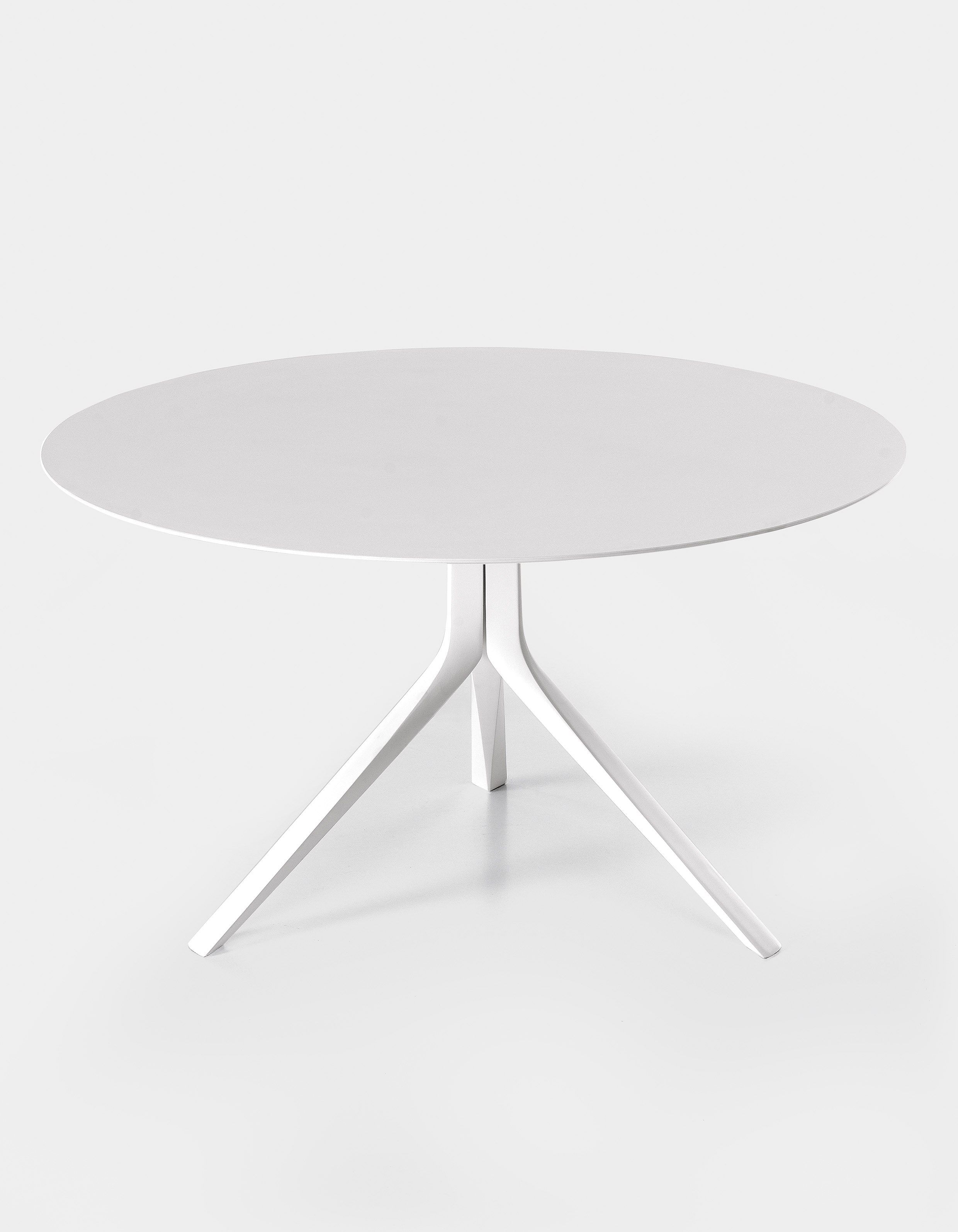 Круглый стол из литого алюминия Kristalia ARCH-00103903 - Вид №1