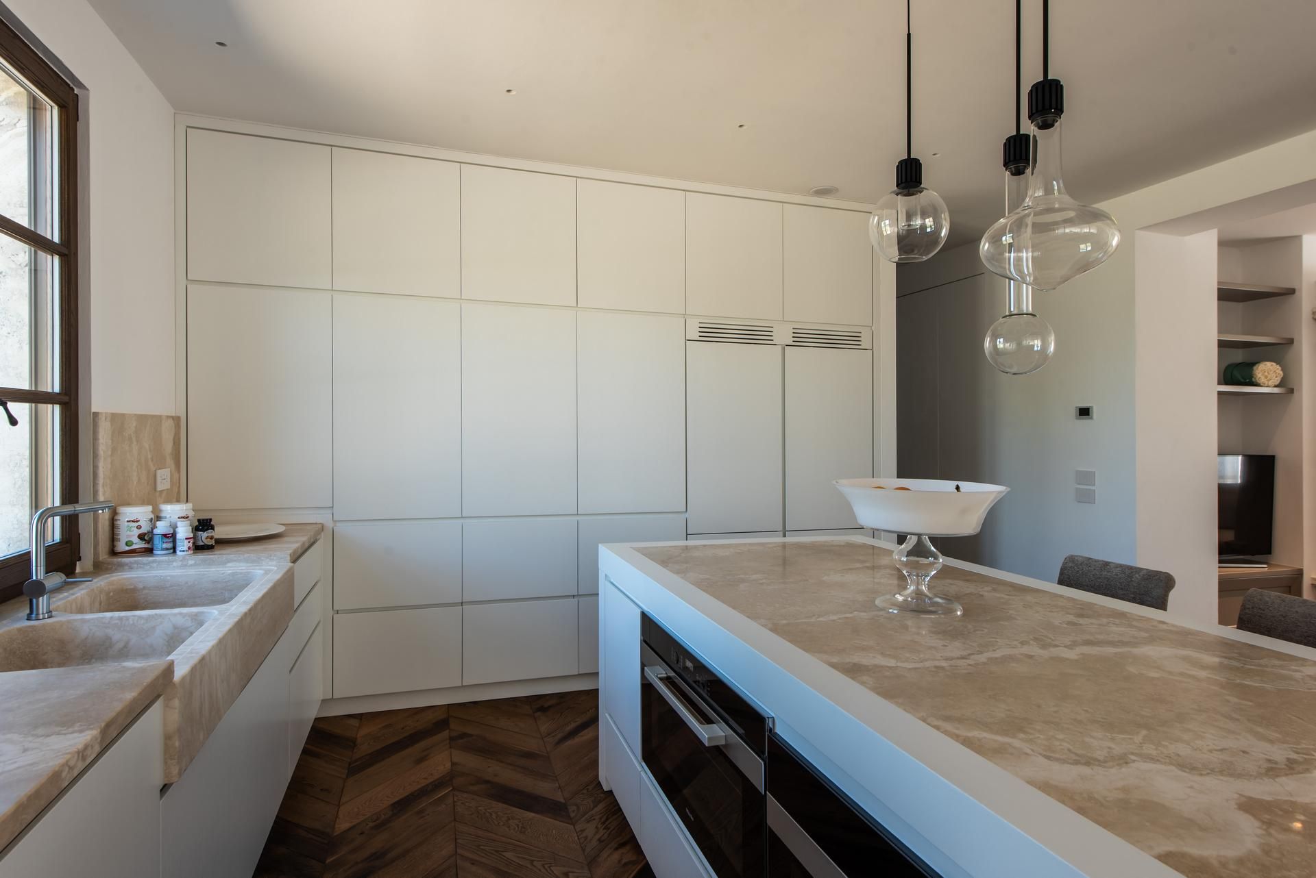 Кухня из массива дерева с островом на заказ GH LAZZERINI Cucina 16 ARCH-00143893 - Вид №9