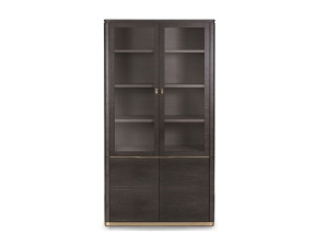 Деревянная витрина