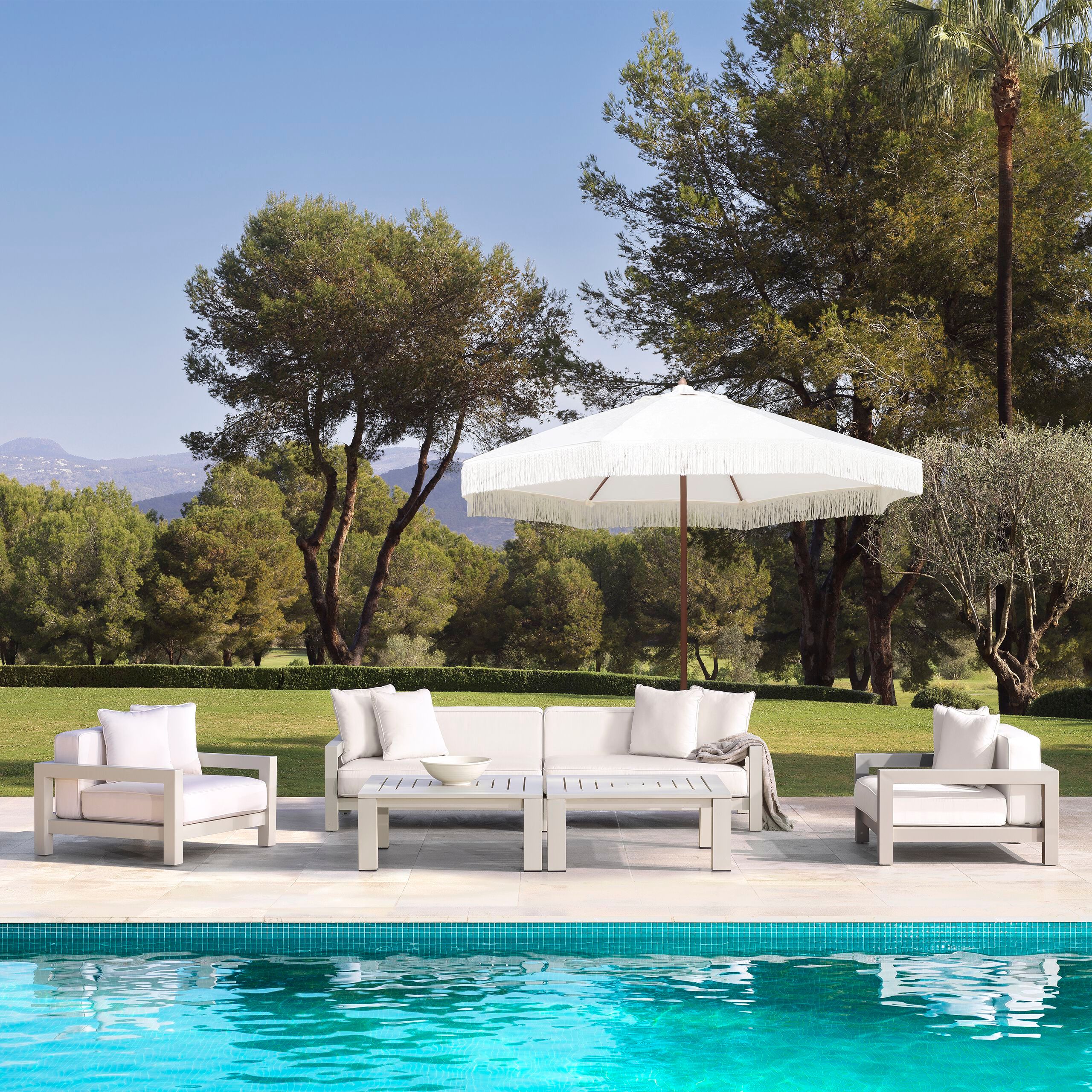 Садовое кресло Sunbrella® с подлокотниками Eichholtz Cap-Antibes ARCH-00074151 - Вид №1