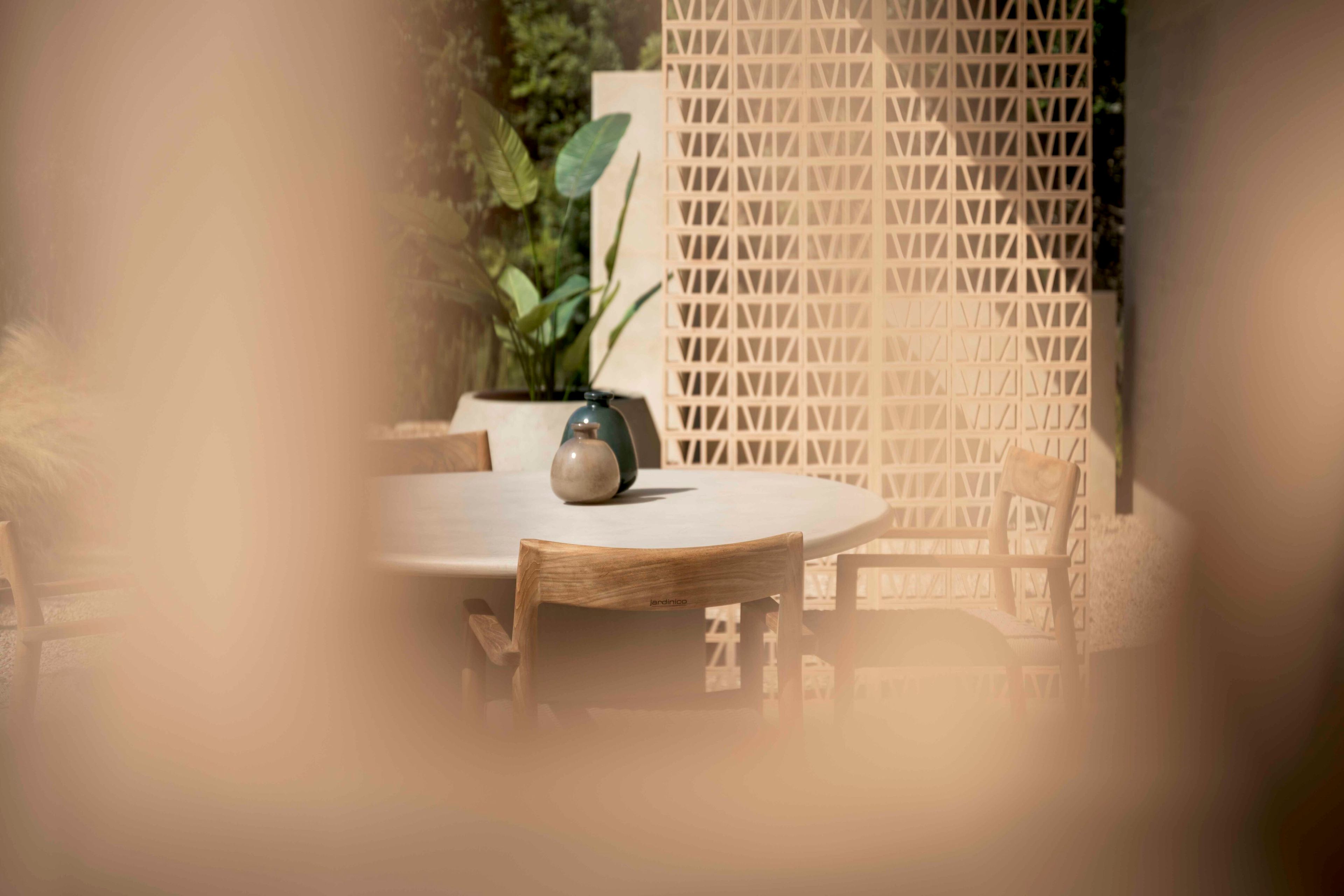 Стул из тикового дерева с подлокотниками Jardinico Dune ARCH-00107478 - Вид №2