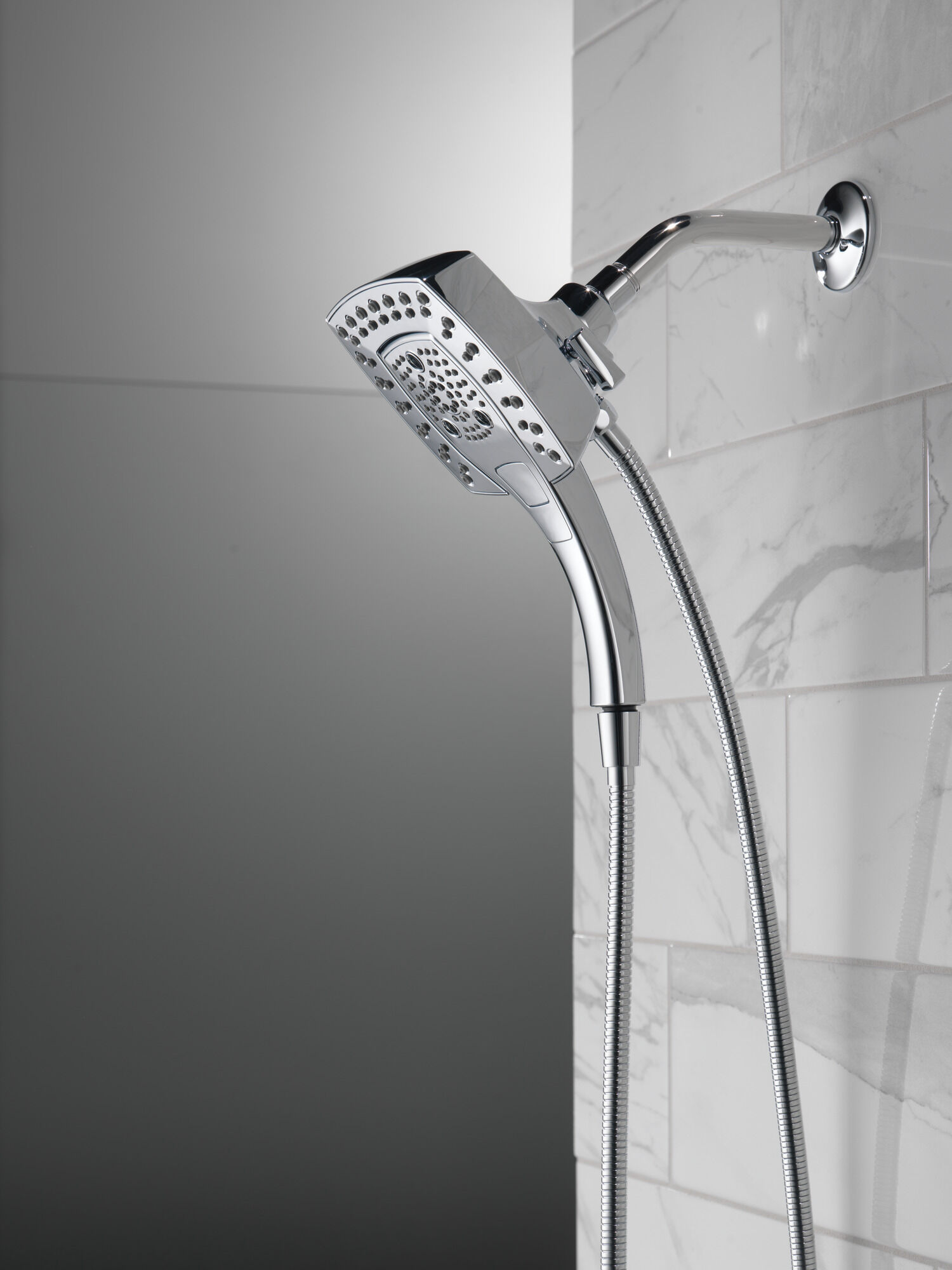 58474 H2Okinetic® In2ition® Душ два в одном с 5 настройками Delta Faucet Universal Showering Хром  - Вид №16