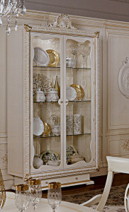 Витрина  ANTONELLI MORAVIO 1569