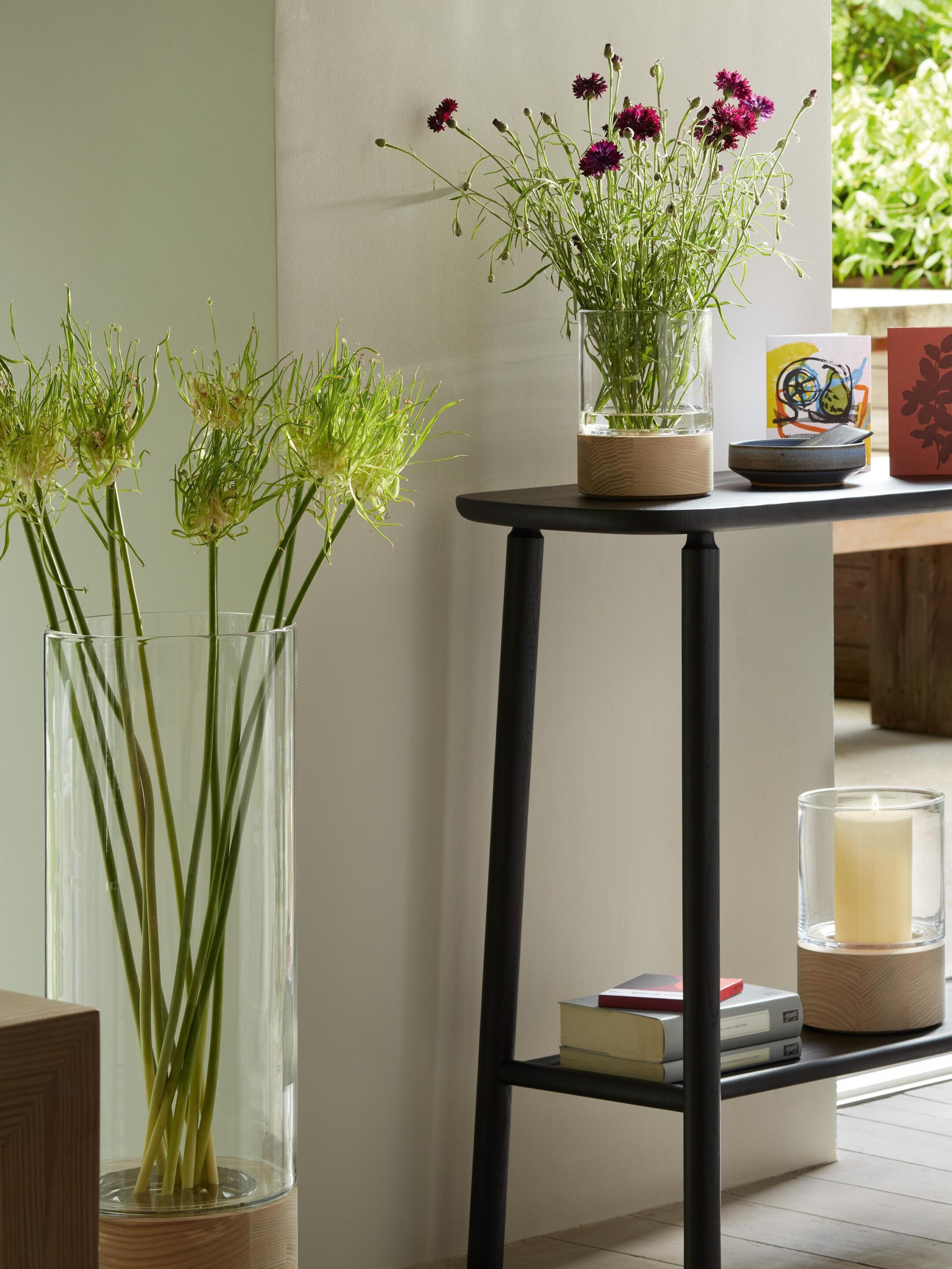 Круглая ваза из дутого стекла и ясеня-H18cm LSA Лотта ARCH-00042834 - Вид №1