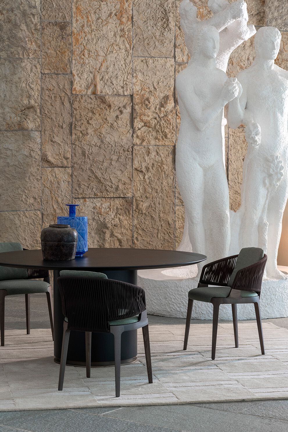 Мягкое тканевое кресло с подлокотниками Potocco ARCH-00061828 - Вид №1