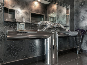 Прямоугольная консоль из нержавеющей стали и стекла