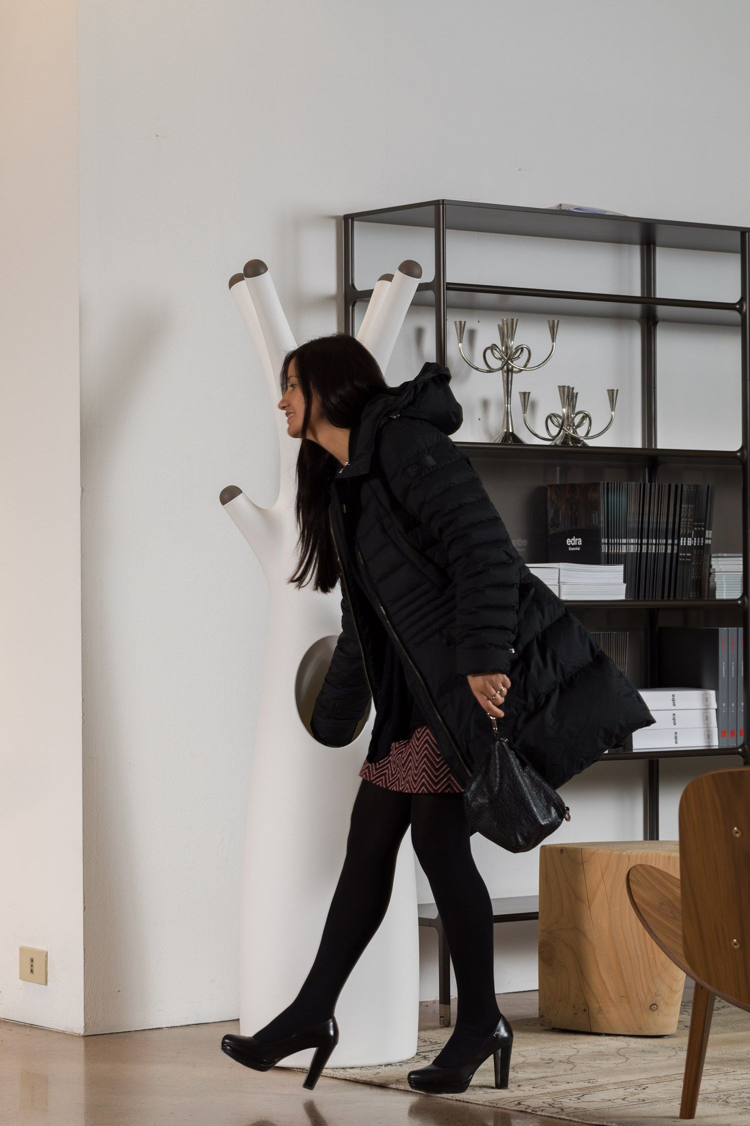 Вешалка для одежды из полипропилена PLUST Годо ARCH-00084247 - Вид №8