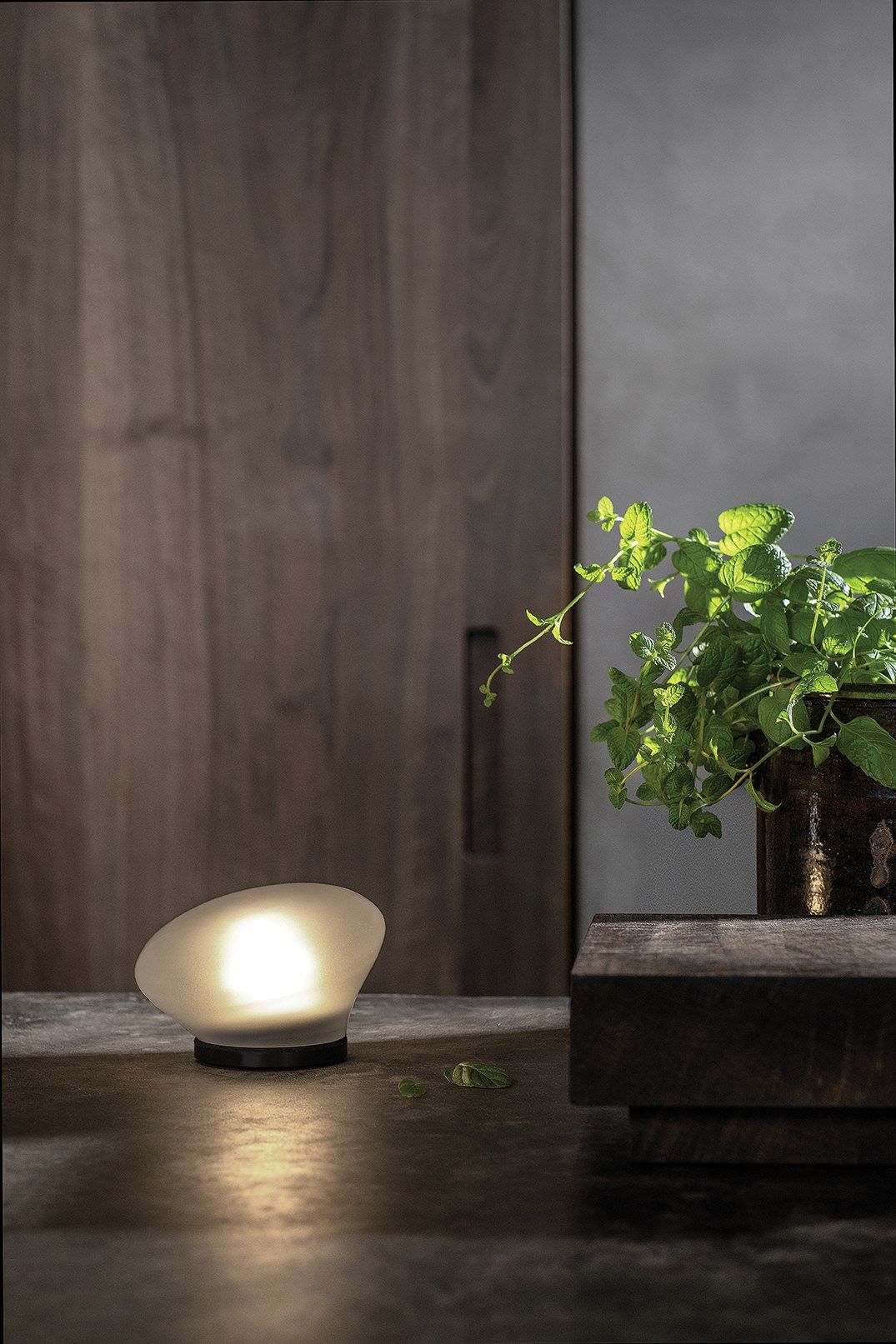 Стеклянная светодиодная настольная лампа Karman Agua ARCH-00148668 - Вид №8