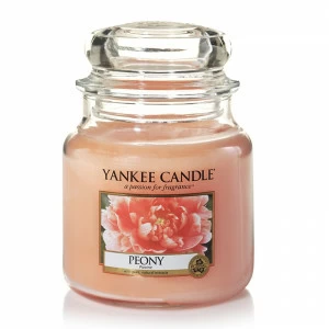 Свеча средняя в стеклянной банке "Пион" Peony 411 гр 65-90 часов YANKEE CANDLE  267999 Розовый