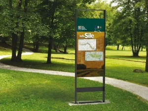 Metalco Двусторонняя стальная витрина