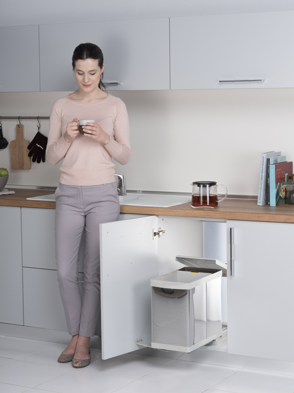 Контейнер для мусора на дверцу Alpha 400/21 Metallic Grey NAVAKO 10010 - Вид №5