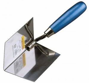 Кельма угловая из нержавеющей стали PROFI 80х60х60мм для внутренних углов Stayer