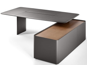 Прямоугольный кожаный исполнительный стол со встроенной полкой