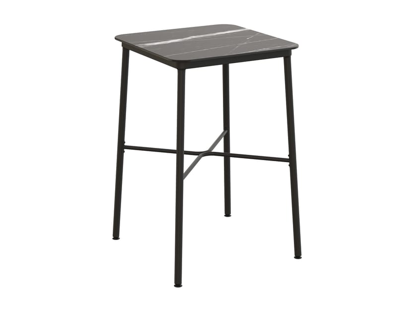 Высокий квадратный стол в HPL Resol Hub ARCH-00084966