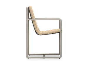 Тканевый садовый стул с подлокотниками