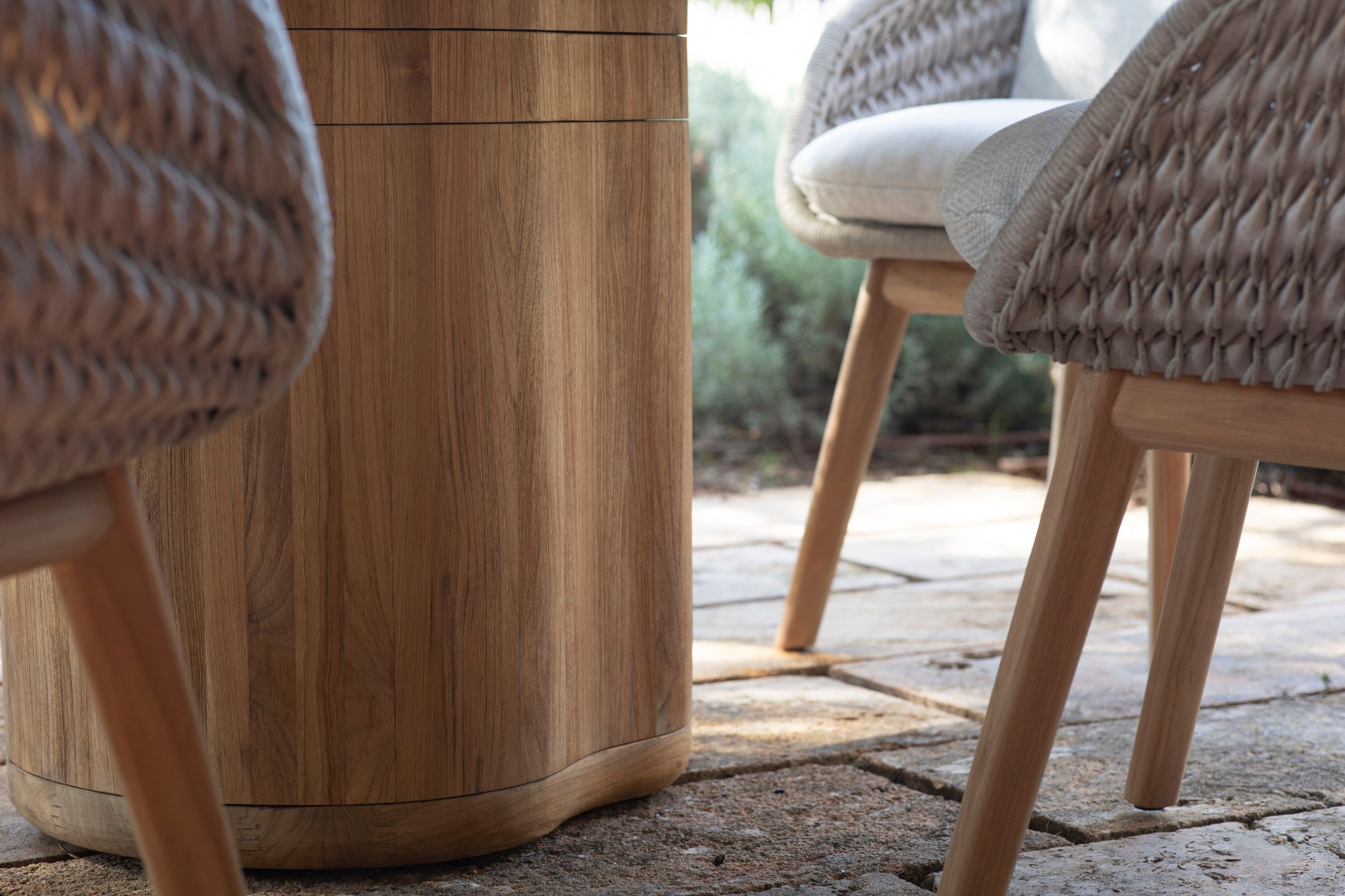 Круглый обеденный стол из тикового дерева с колесами MANUTTI Ogado ARCH-00080134 - Вид №8