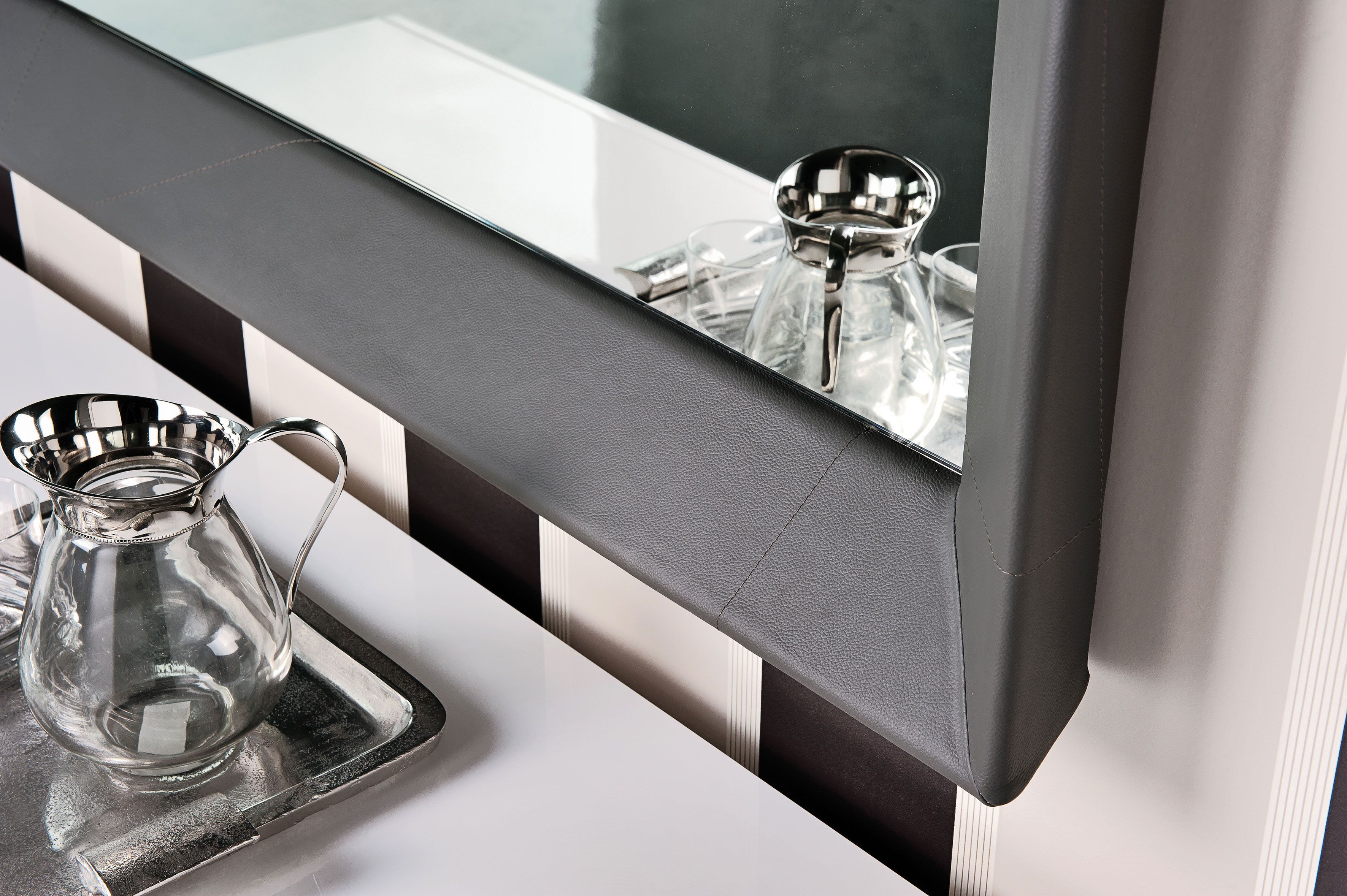 Квадратное зеркало с кожаной рамкой Cattelan italia TAXEDO ARCH-00102395 - Вид №2